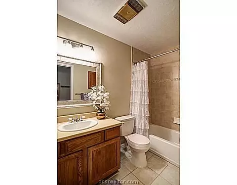 2116 La Brisa, Bryan, TX 77807 photo 11