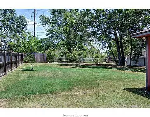 2116 La Brisa, Bryan, TX 77807 photo 17