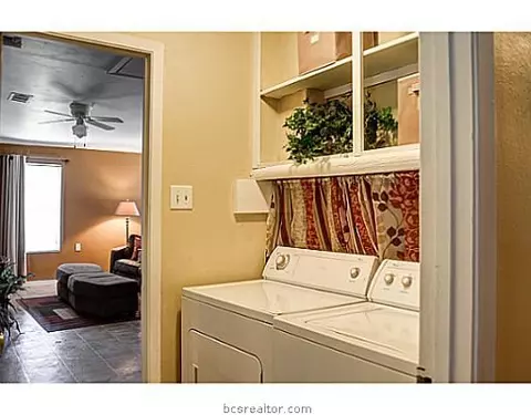 2116 La Brisa, Bryan, TX 77807 photo 9