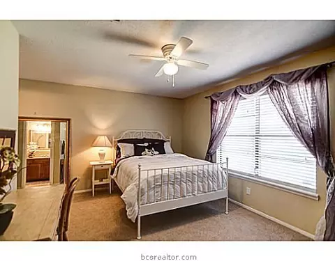 2116 La Brisa, Bryan, TX 77807 photo 10