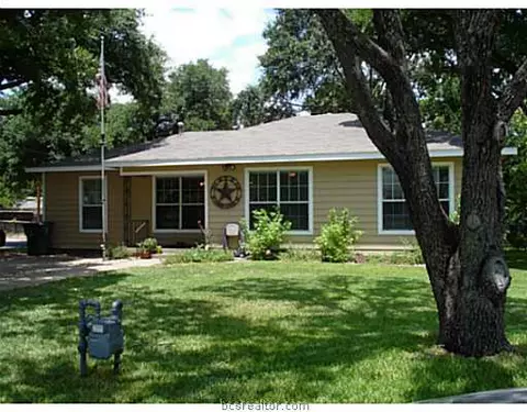 1600 E 28th, Bryan, TX 77802 photo 2