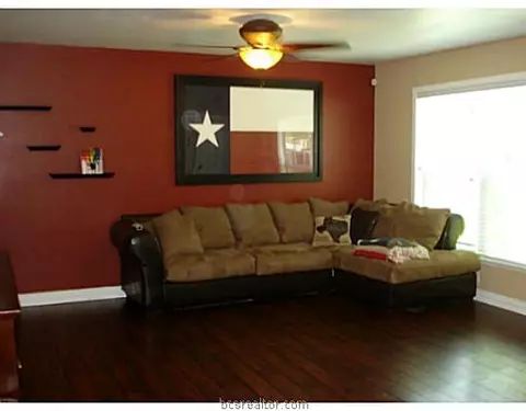 1600 E 28th, Bryan, TX 77802 photo 4