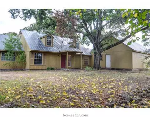 507 Brookside East Dr E, Bryan, TX 77801 photo 1