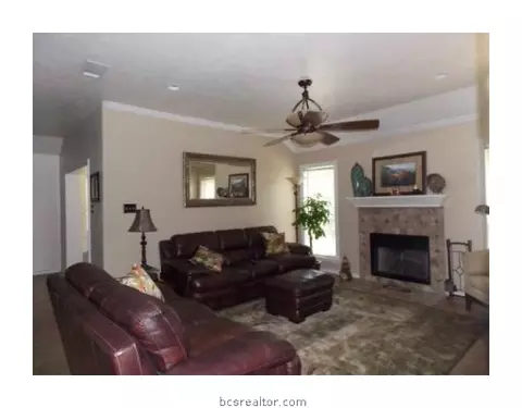 2112 Red River Dr, Bryan, TX 77802 photo 6