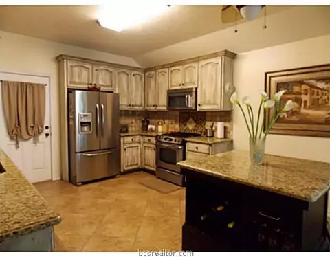 2112 Red River Dr, Bryan, TX 77802 photo 8