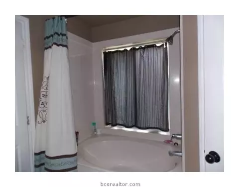 2112 Red River Dr, Bryan, TX 77802 photo 14
