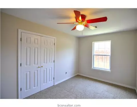 4102 Chamberlain Cir, Bryan, TX 77802 photo 15