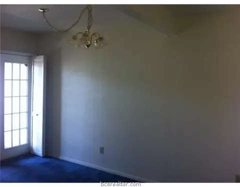 2100 Windsor #14, Bryan, TX 77802 photo 8