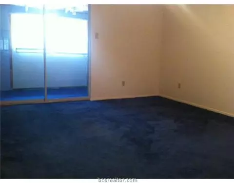 2100 Windsor #14, Bryan, TX 77802 photo 12