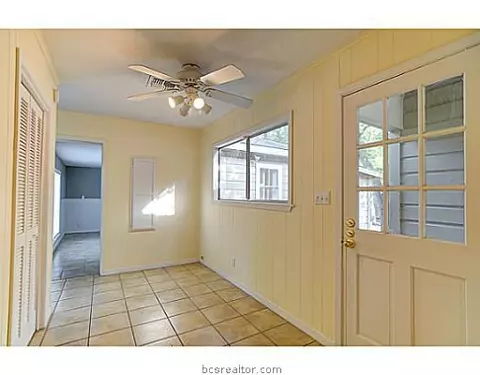 903 Jane Ln, Bryan, TX 77802 photo 12