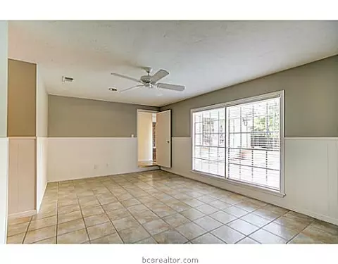 903 Jane Ln, Bryan, TX 77802 photo 14