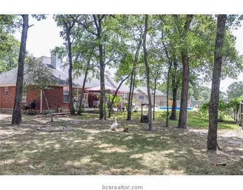 1702 Gray Stone Dr, Bryan, TX 77807 photo 18
