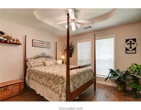 1702 Gray Stone Dr, Bryan, TX 77807 photo 13