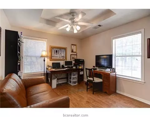 1702 Gray Stone Dr, Bryan, TX 77807 photo 14