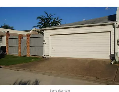 910 Bob White St, Bryan, TX 77802 photo 24