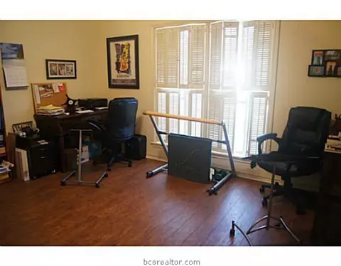 910 Bob White St, Bryan, TX 77802 photo 21