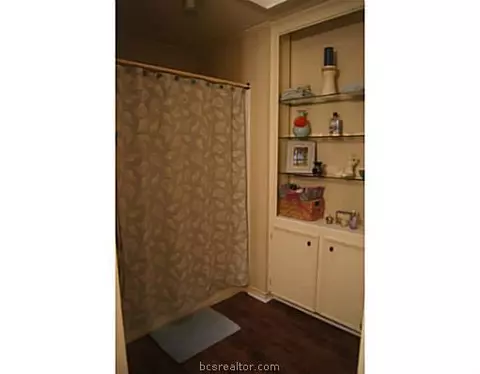 910 Bob White St, Bryan, TX 77802 photo 19