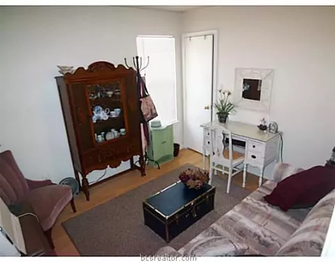 2903 Bexar Grass, Bryan, TX 77802 photo 9