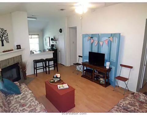 2903 Bexar Grass, Bryan, TX 77802 photo 2