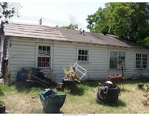 406 Carson West St W, Bryan, TX 77801 photo 11