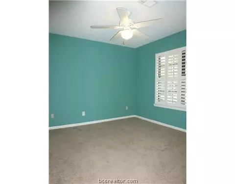2823 Oakside, Bryan, TX 77802 photo 10