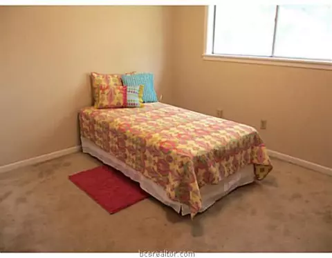 700 Matous Dr, Bryan, TX 77802 photo 15