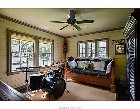 600 32nd E St E, Bryan, TX 77803 photo 19