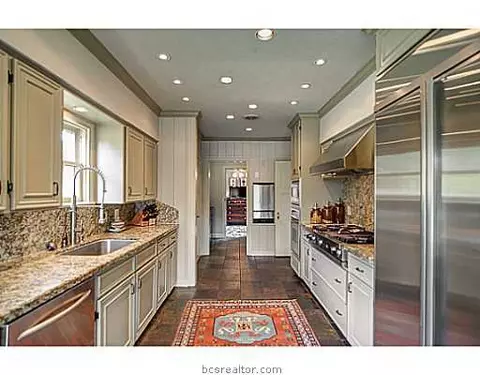 600 32nd E St E, Bryan, TX 77803 photo 11