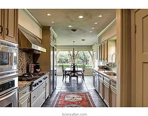 600 32nd E St E, Bryan, TX 77803 photo 10