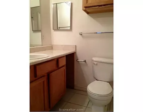 2419-21 Berger Dr, Bryan, TX 77802 photo 8