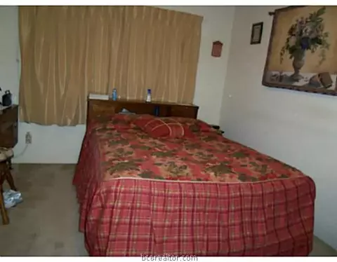 400 Madeline Dr, Bryan, TX 77802 photo 10