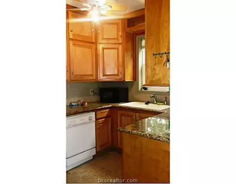 815 E 30th, Bryan, TX 77803 photo 8