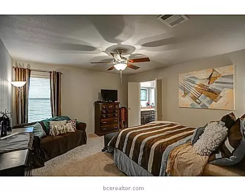 2107 Forge Hill Rd, Bryan, TX 77801 photo 7