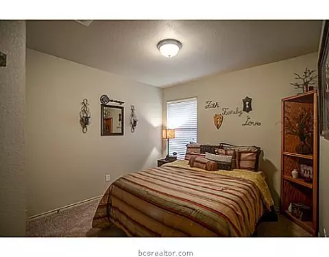 2107 Forge Hill Rd, Bryan, TX 77801 photo 9