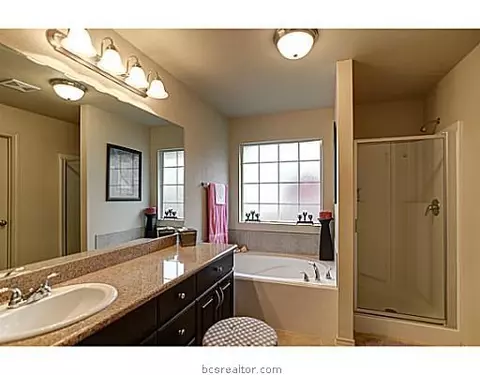 2107 Forge Hill Rd, Bryan, TX 77801 photo 8