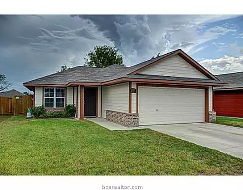 2107 Forge Hill Rd, Bryan, TX 77801 photo 1
