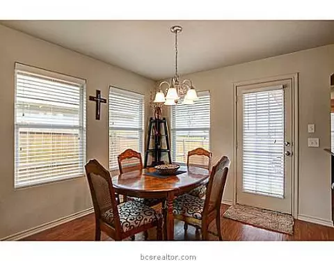 2107 Forge Hill Rd, Bryan, TX 77801 photo 6