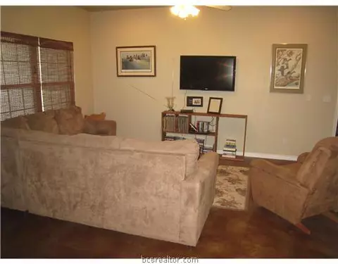 1301 Starlight, Cameron, TX 76520 photo 8