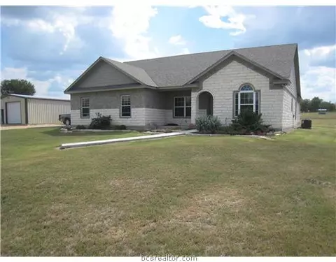 1301 Starlight, Cameron, TX 76520 photo 1