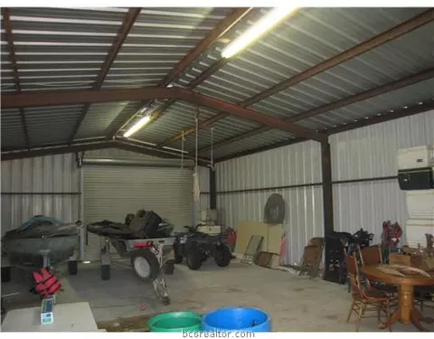 1301 Starlight, Cameron, TX 76520 photo 3