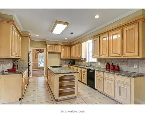 4607 Locksford, Bryan, TX 77802 photo 11