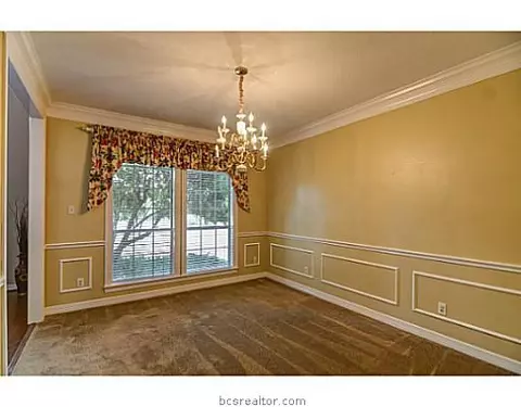 4607 Locksford, Bryan, TX 77802 photo 7