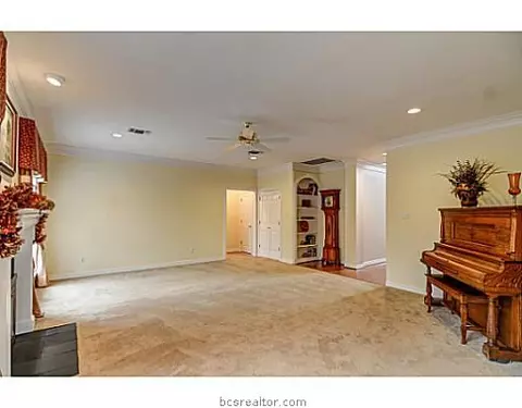 4607 Locksford, Bryan, TX 77802 photo 13