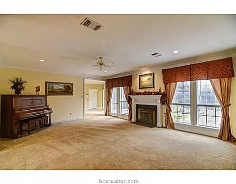4607 Locksford, Bryan, TX 77802 photo 14