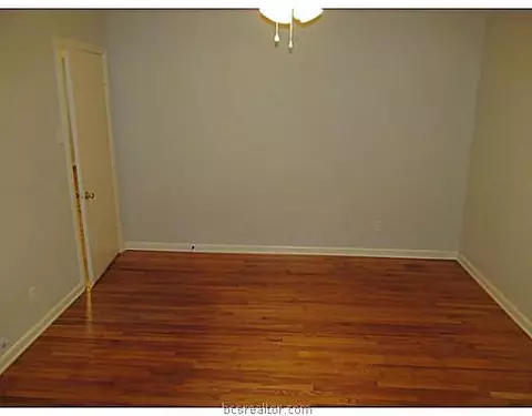 111 Pleasant St, Bryan, TX 77801 photo 11