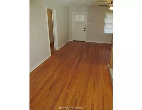 111 Pleasant St, Bryan, TX 77801 photo 6