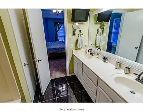 4313 Brompton, Bryan, TX 77802 photo 8