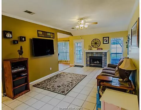 4313 Brompton, Bryan, TX 77802 photo 2