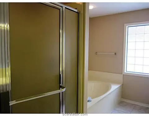 3123 Broadmoor Dr, Bryan, TX 77802 photo 12