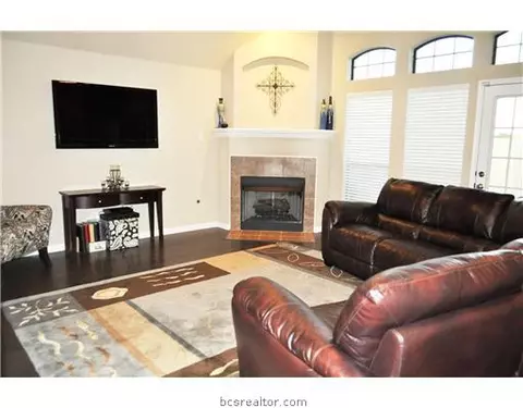 2029 Positano, Bryan, TX 77808 photo 2